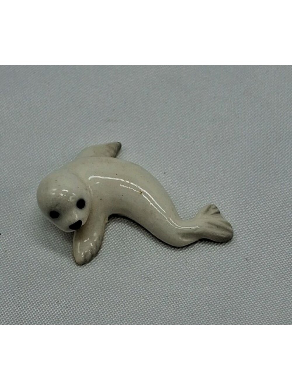 Retired Hagen Renaker Harp Seal Pup White Miniature Little Critter Trinket.